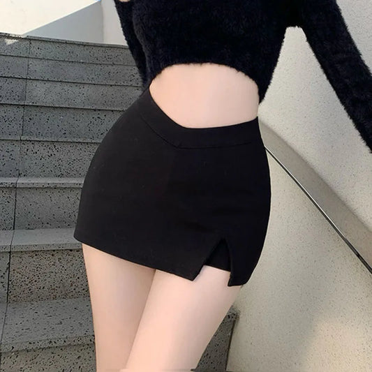 black split mini skirt 🖤