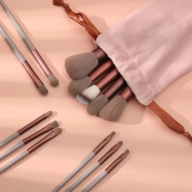 13 makeup brushes 💋
